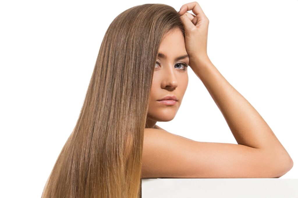 Zabiegi, które wzmacniają włosy i zapobiegają ich wypadaniu